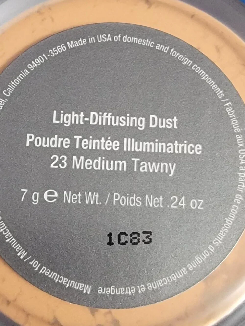 Juice Beauty Light Diffusing Dust Setting Powder Shade 23 Medium Tawny